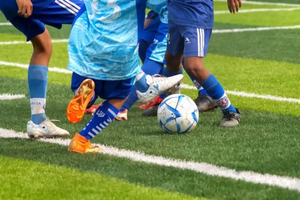 Wakacyjny turniej 1×1 w Warnicach – sportowe emocje i mnóstwo zabawy