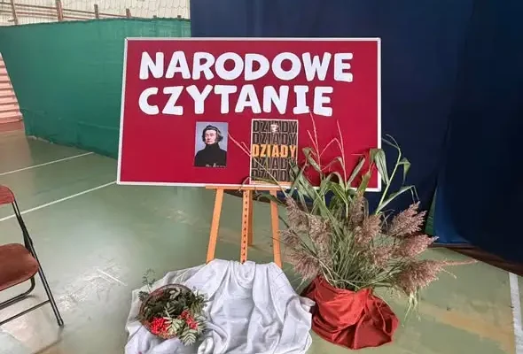 Narodowe Czytanie 2026 w Bielicach i Lipinkach: „Dziady” Mickiewicza w wykonaniu uczniów i nauczycieli