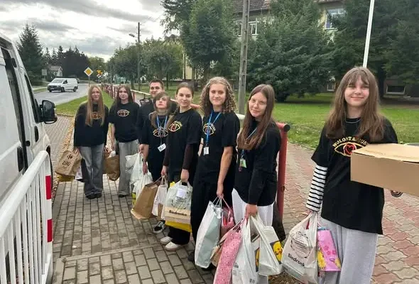 Ziemia Pyrzycka dla Kenii: dary od mieszkańców powiatu gotowe do drogi
