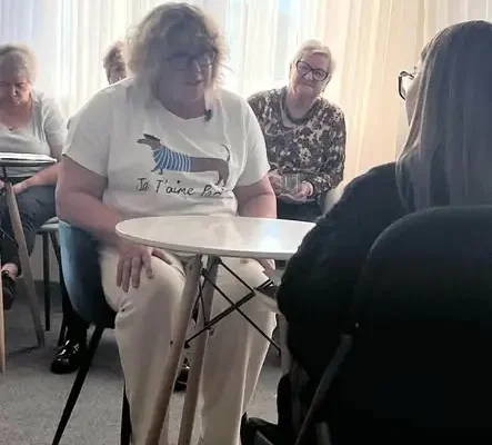 Międzypokoleniowe spotkanie w Krotoszynach: uczniowie ZS Bielice i seniorzy odkrywali historię