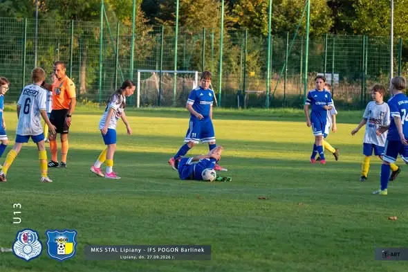 Młodzicy Stali Lipiany i Pogoni Barlinek w zaciętym starciu derbowym